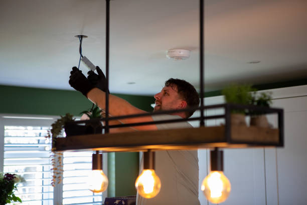 Best Electrical Wiring Services  in Des Moines, WA